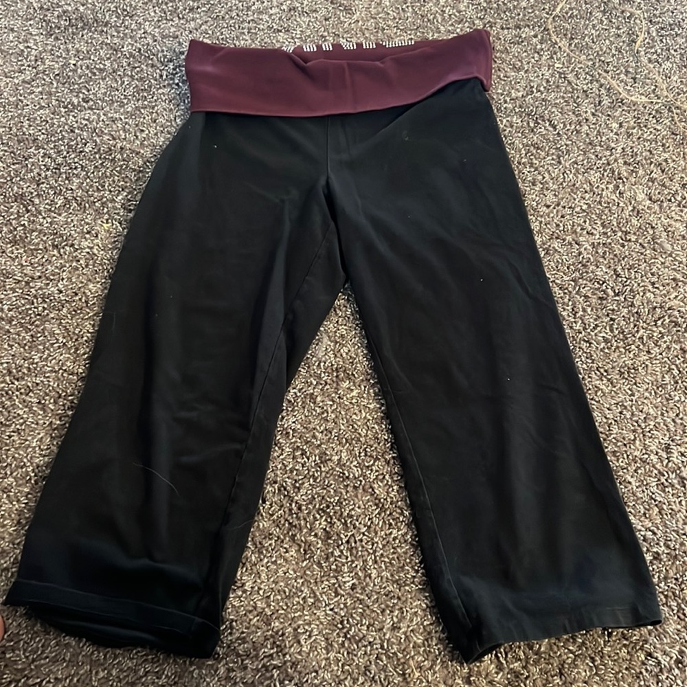 Yoga capri pants